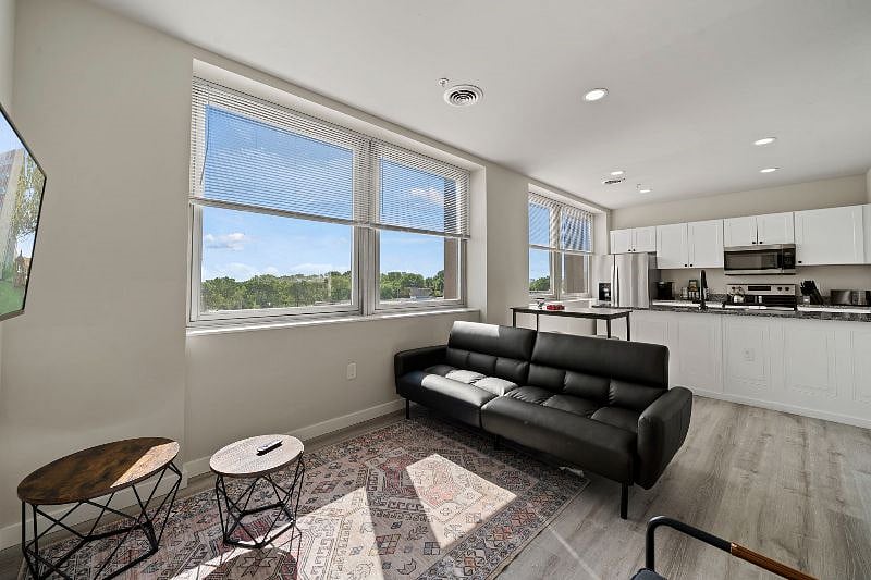 Furnished Finder property 381062_1 photo 6