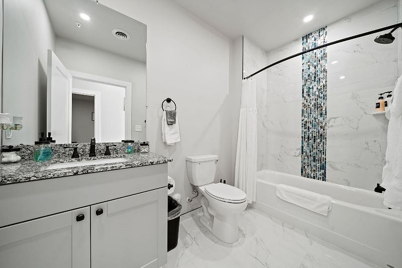 Furnished Finder property 381062_1 photo 10