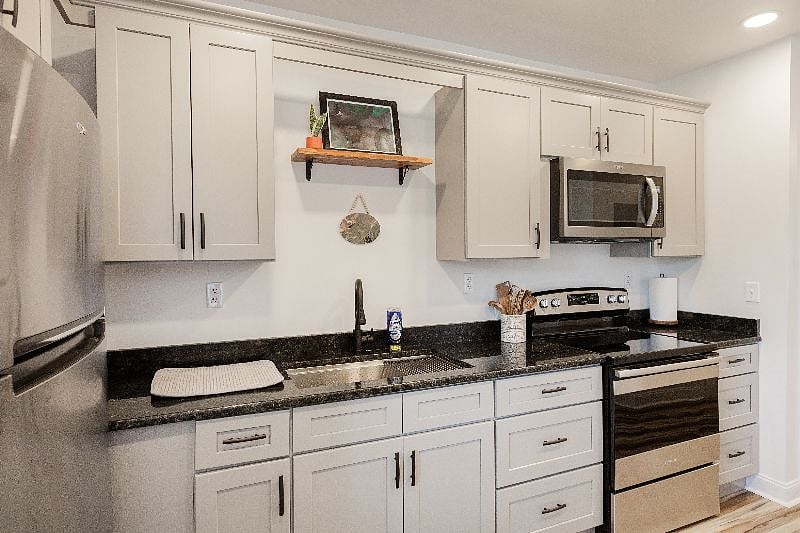Furnished Finder property 381075_2 photo 11