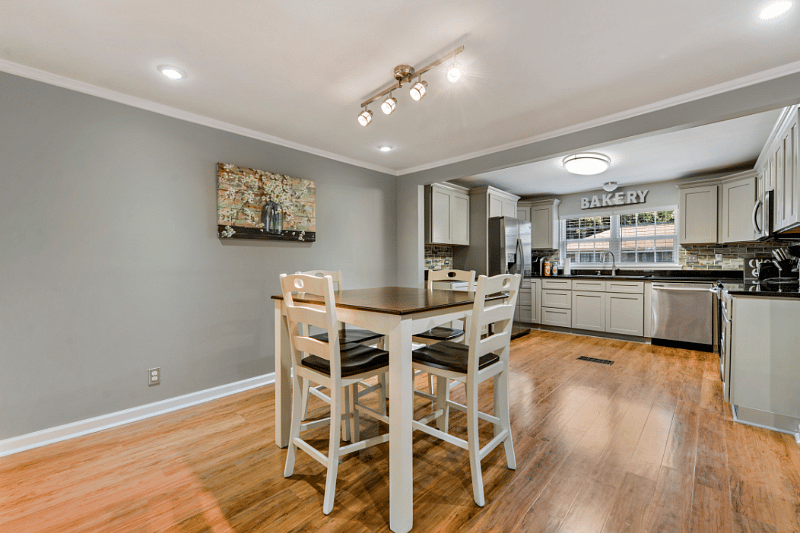 Furnished Finder property 381078_1 photo 12