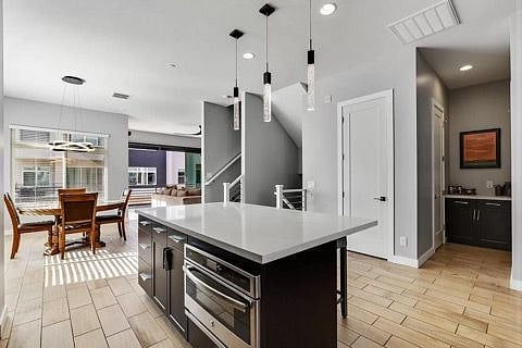 Furnished Finder property 381097_1 photo 8