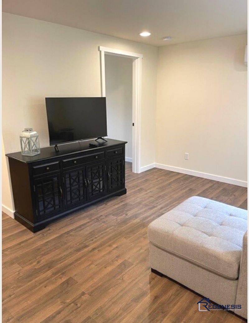 Furnished Finder property 381101_1 photo 6