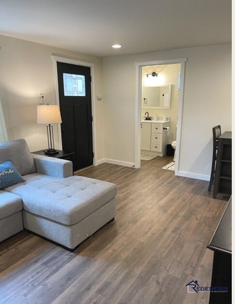 Furnished Finder property 381101_1 photo 12