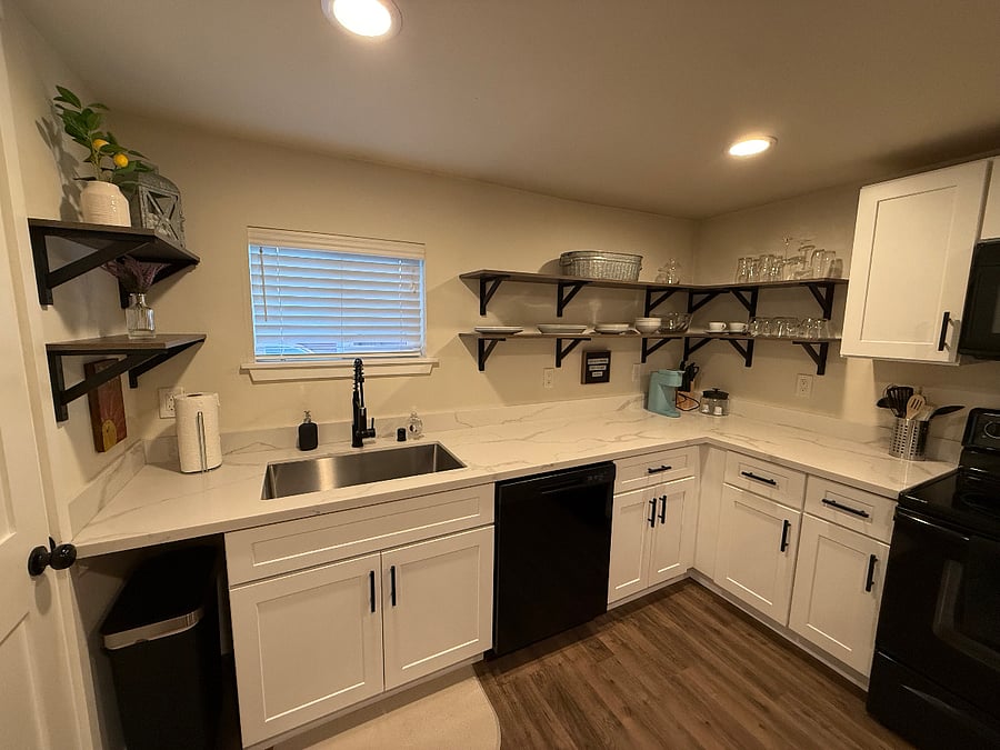 Furnished Finder property 381101_1 photo 8