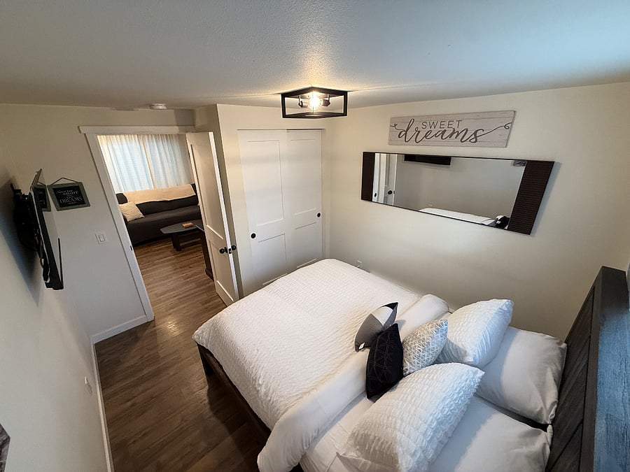 Furnished Finder property 381101_1 photo 12