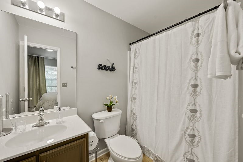 Furnished Finder property 381109_1 photo 12