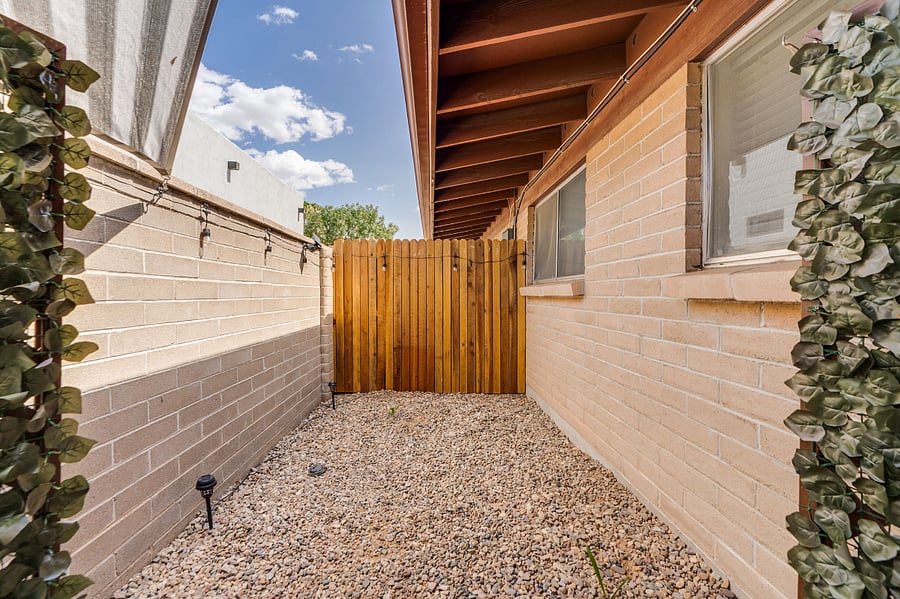 Furnished Finder property 381116_1 photo 25