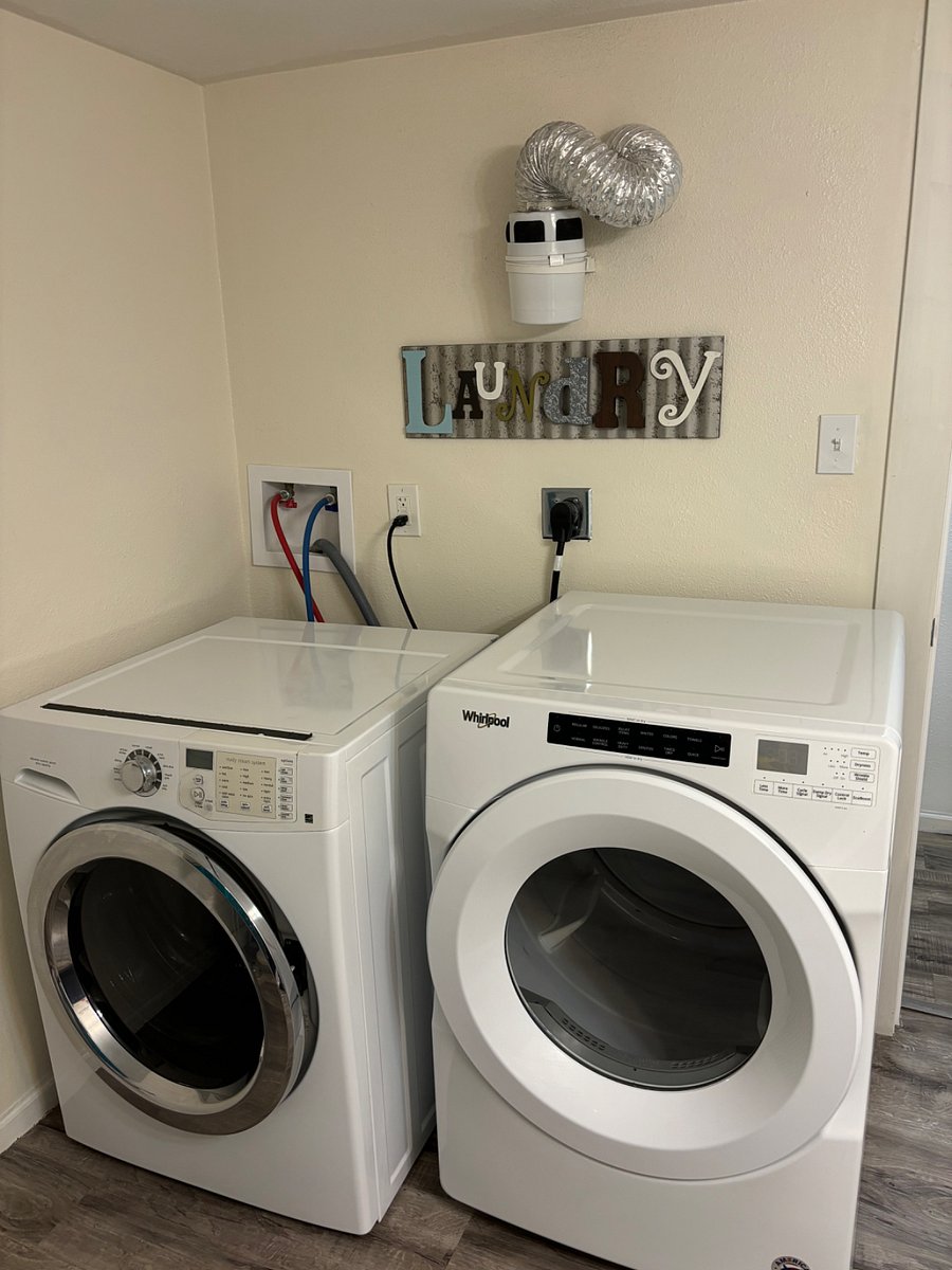 Furnished Finder property 381154_1 photo 18