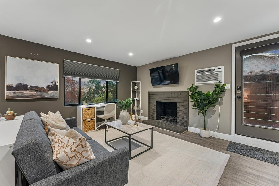 Furnished Finder property 381167_1 photo 25