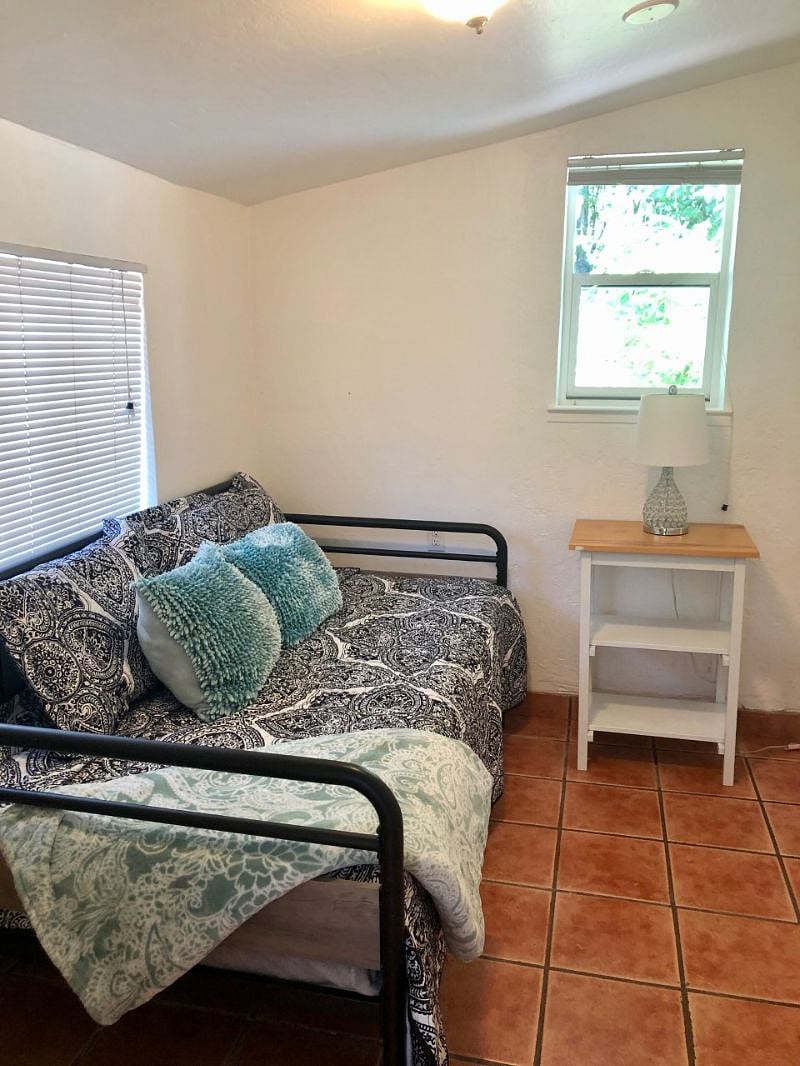 Furnished Finder property 381185_1 photo 8