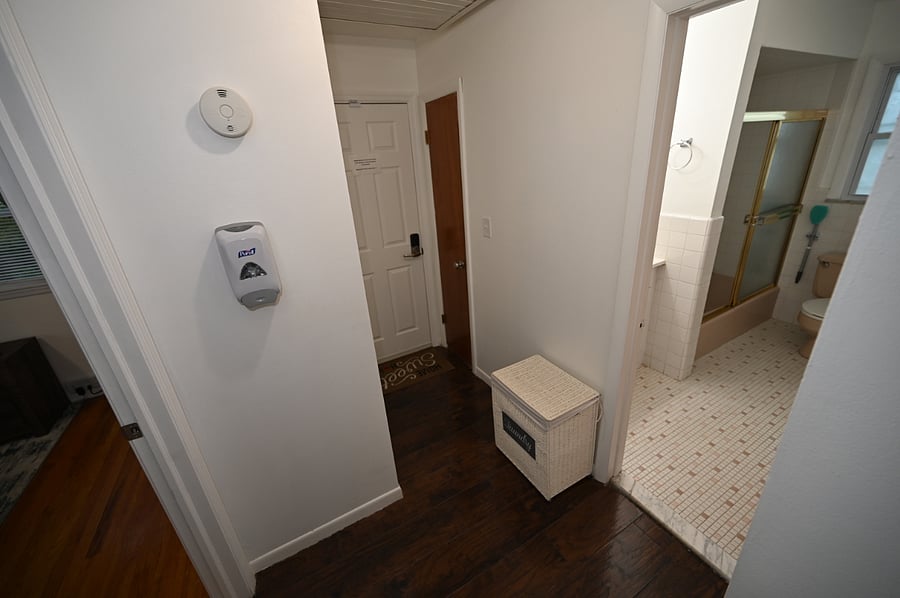 Furnished Finder property 381215_1 photo 24