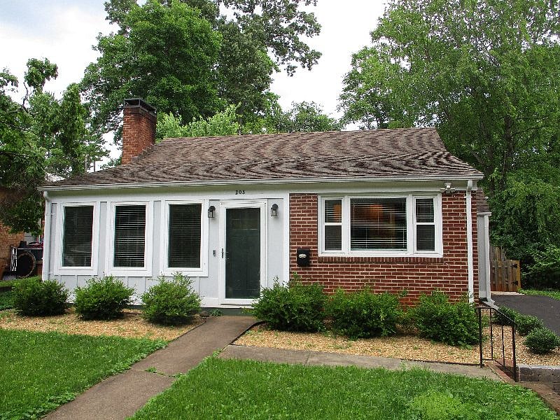 Furnished Finder property 381287_1 photo 1