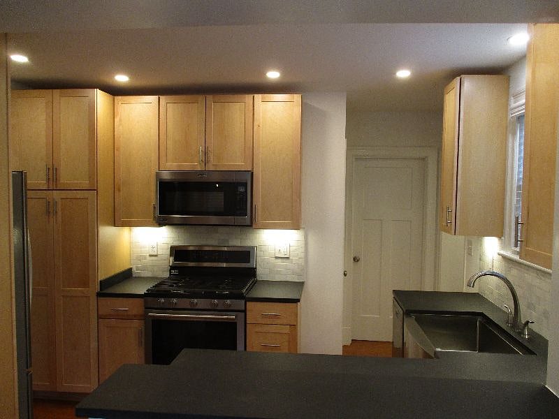 Furnished Finder property 381287_1 photo 9