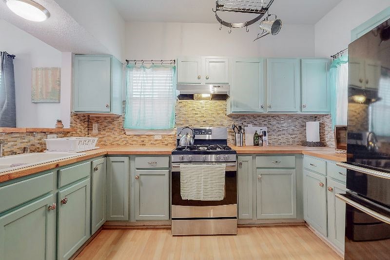 Furnished Finder property 381311_2 photo 7