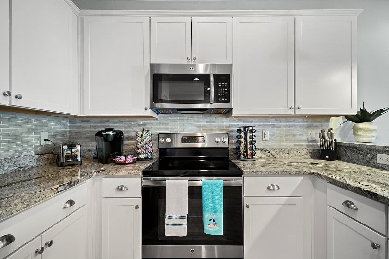 Furnished Finder property 381372_1 photo 17