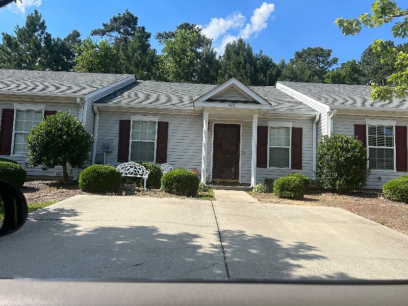 Furnished Finder property 381401_1 photo 2
