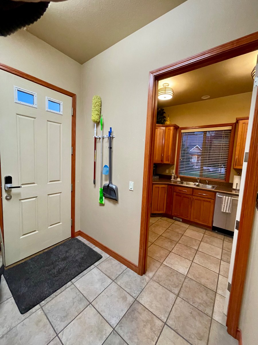 Furnished Finder property 381418_1 photo 6
