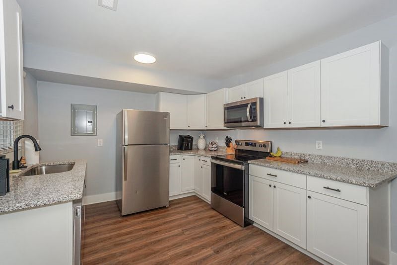 Furnished Finder property 381450_1 photo 14