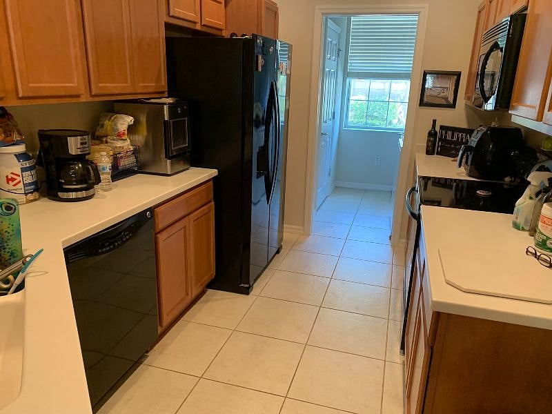 Furnished Finder property 381477_1 photo 11
