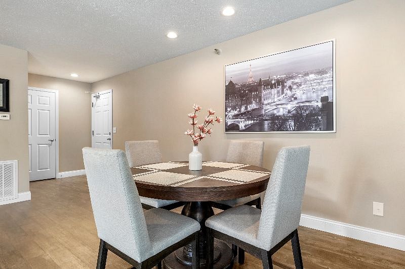 Furnished Finder property 381486_1 photo 46