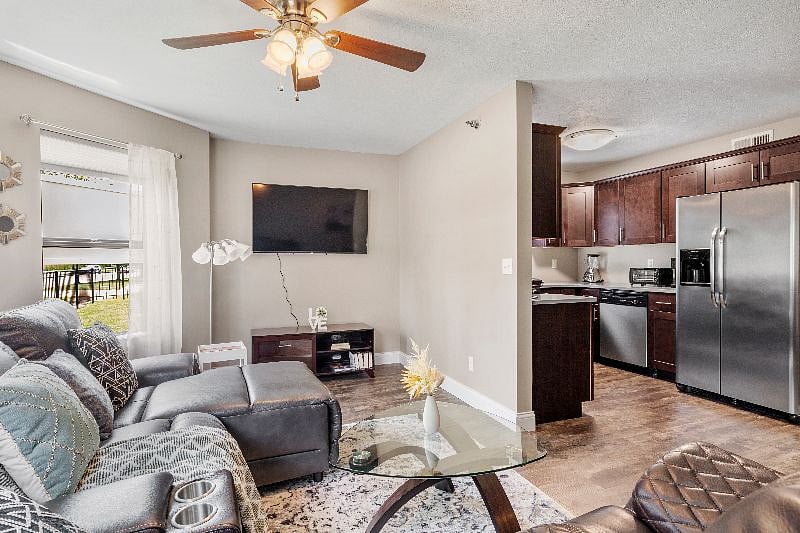 Furnished Finder property 381486_1 photo 47