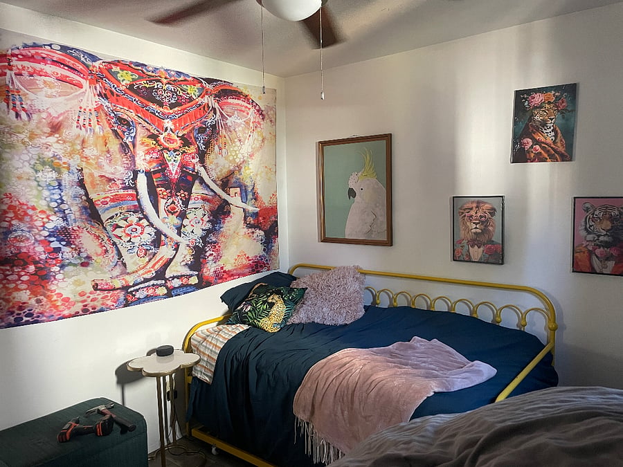 Changed bedframe to a twin XL