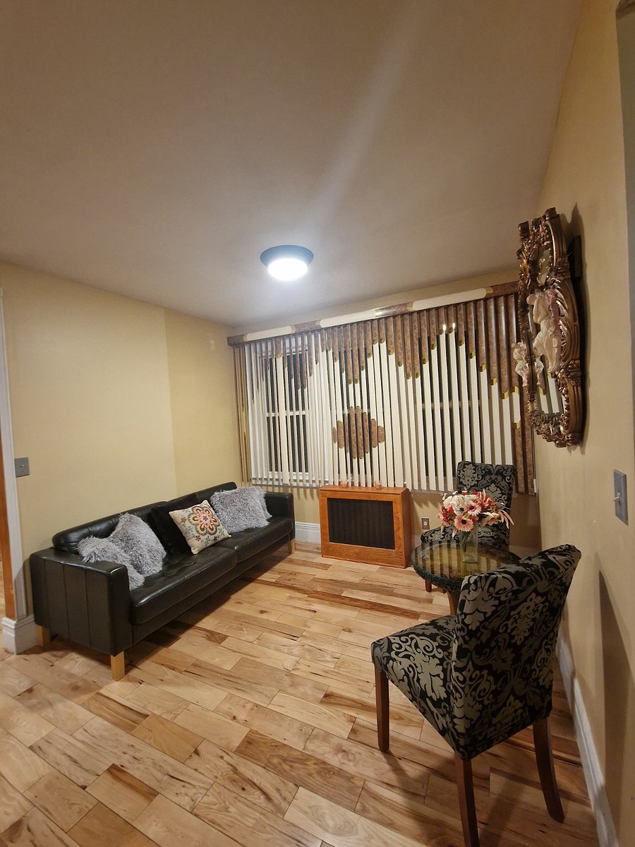 Furnished Finder property 381536_1 photo 8