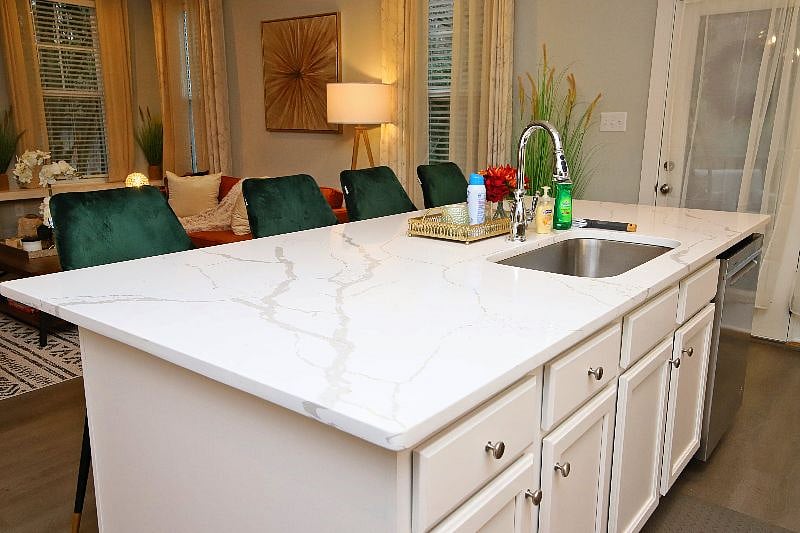 Furnished Finder property 381566_1 photo 9