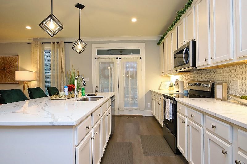 Furnished Finder property 381566_1 photo 21