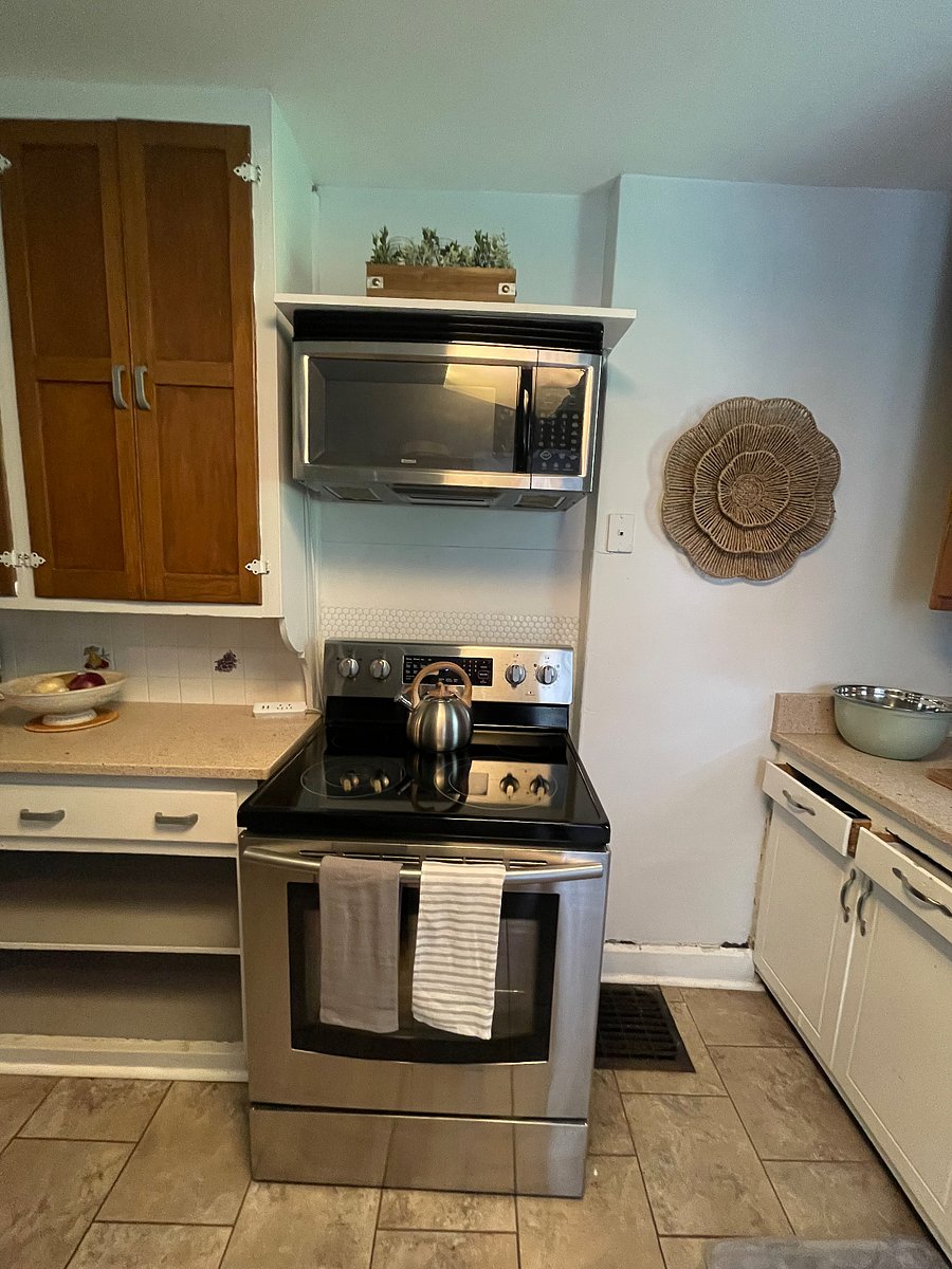 Furnished Finder property 381623_2 photo 12