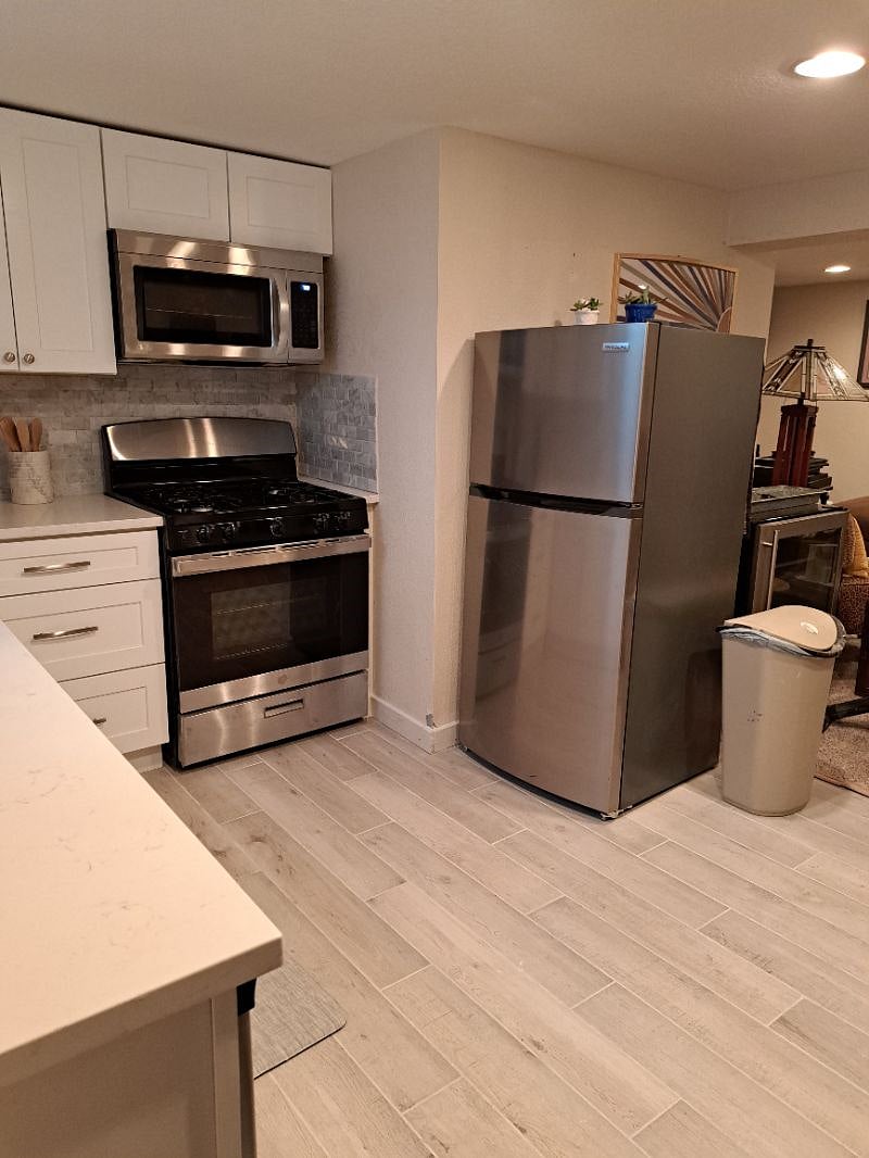 Furnished Finder property 381628_1 photo 14