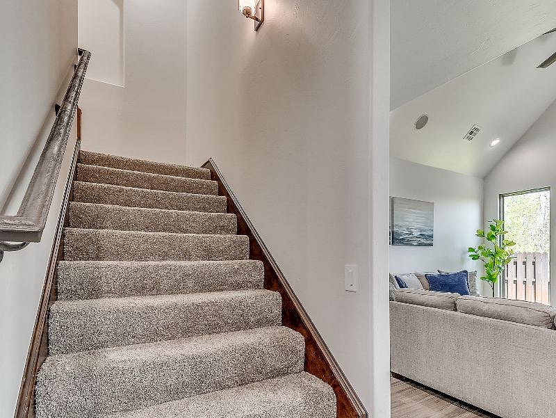 Furnished Finder property 381644_1 photo 9