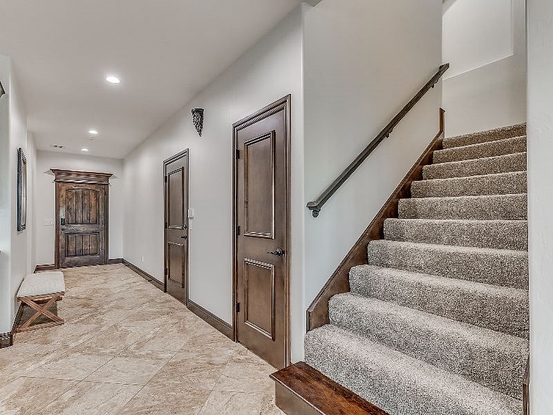 Furnished Finder property 381644_1 photo 22