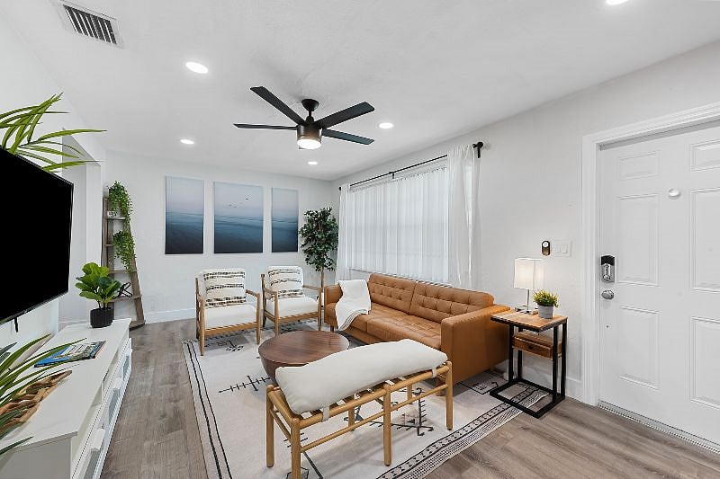 Furnished Finder property 381647_1 photo 4