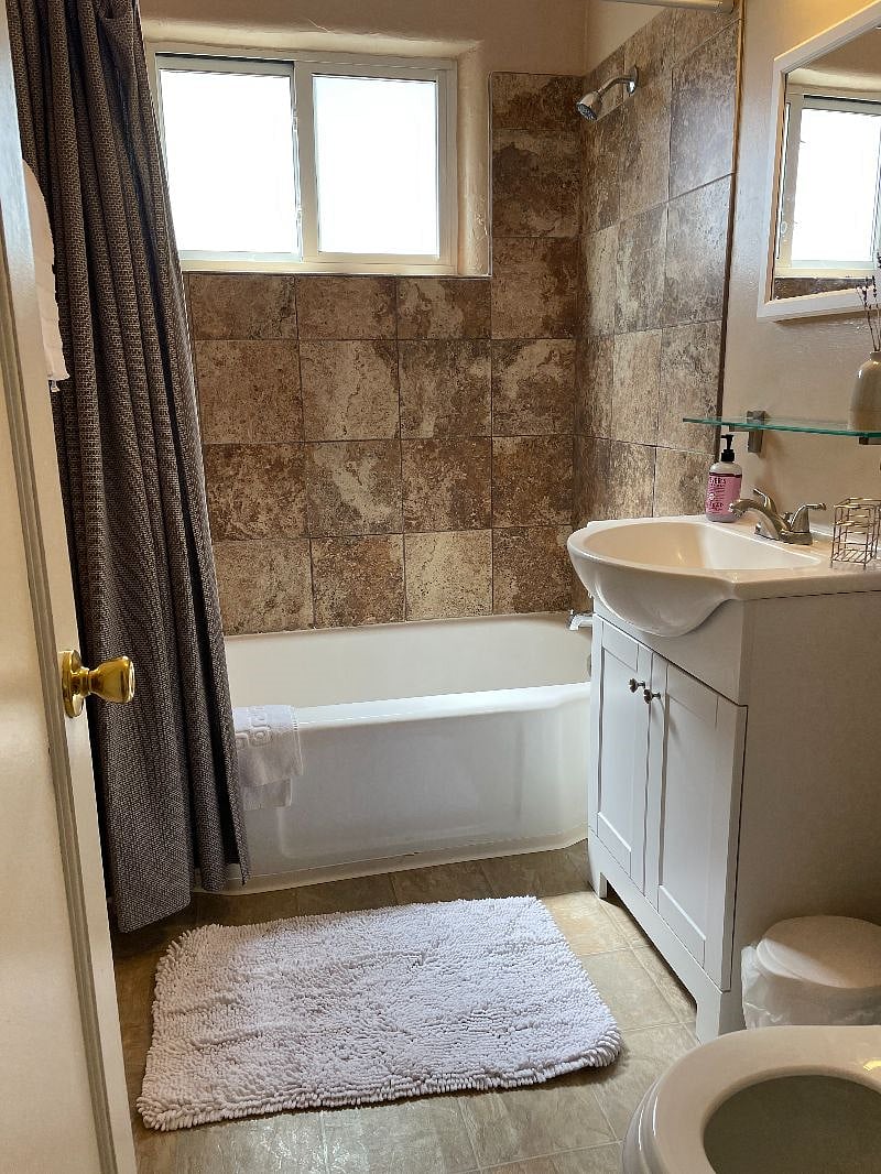 Furnished Finder property 381658_1 photo 13