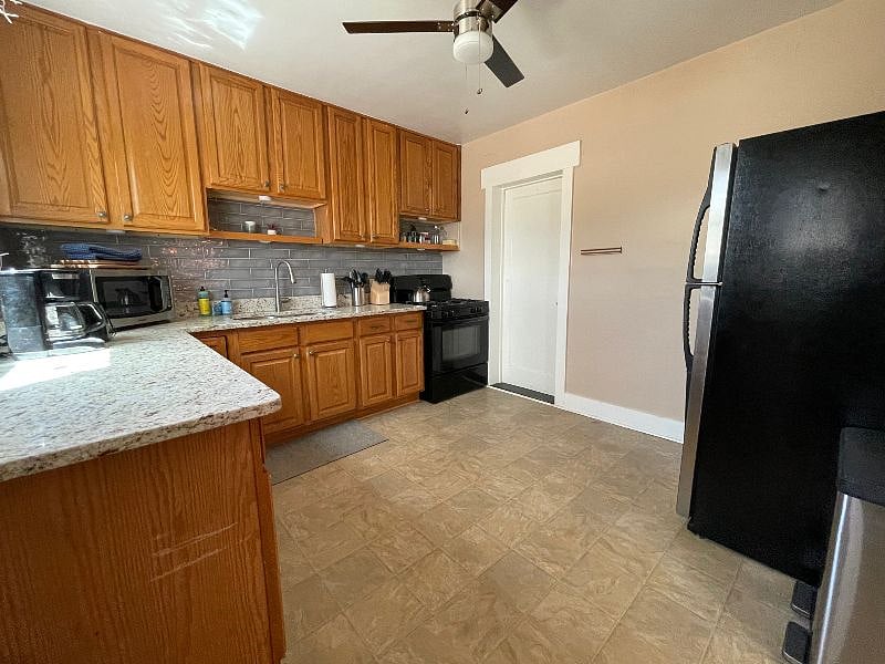 Furnished Finder property 381658_1 photo 3