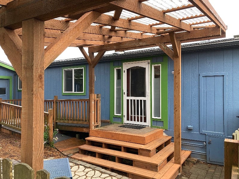 Comfortable, spacious living at the Blue Agate Beach House