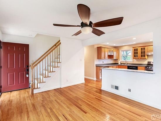 Furnished Finder property 381664_1 photo 3