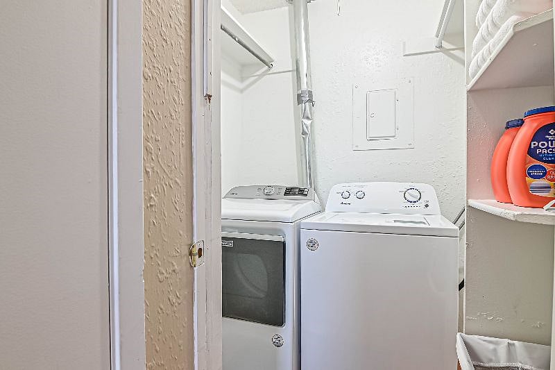 Furnished Finder property 381682_2 photo 12