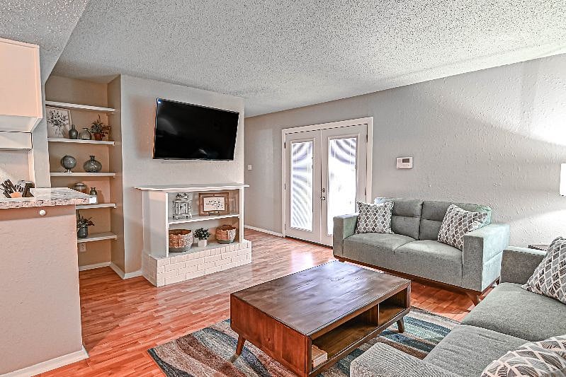 Furnished Finder property 381682_3 photo 4