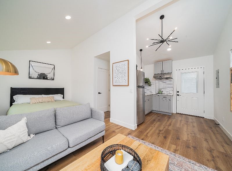 Furnished Finder property 381691_1 photo 17
