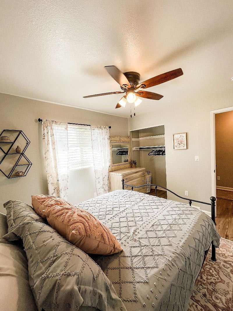 Furnished Finder property 381729_1 photo 7