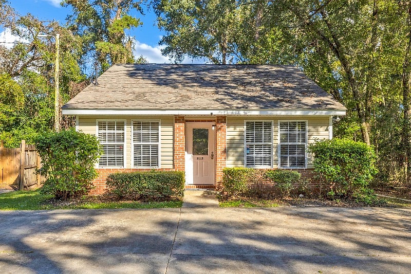 Furnished Finder property 381750_1 photo 3