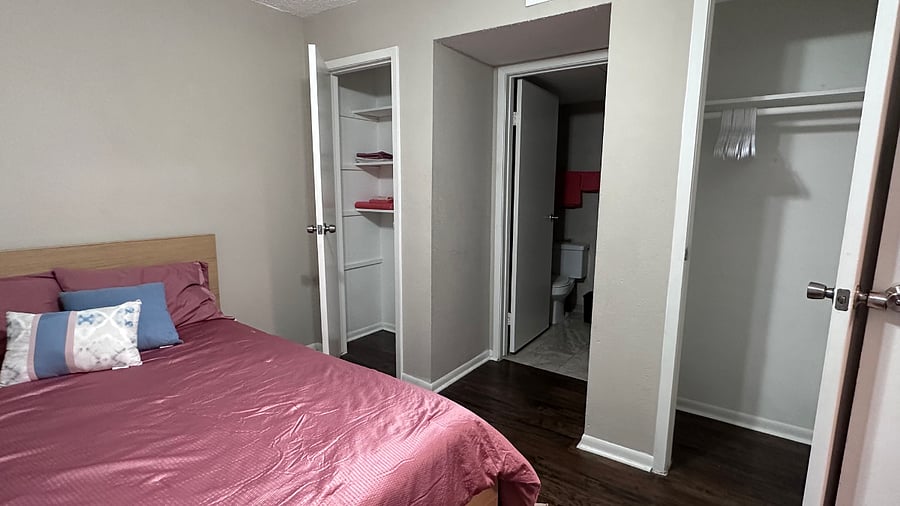 Furnished Finder property 381754_1 photo 18