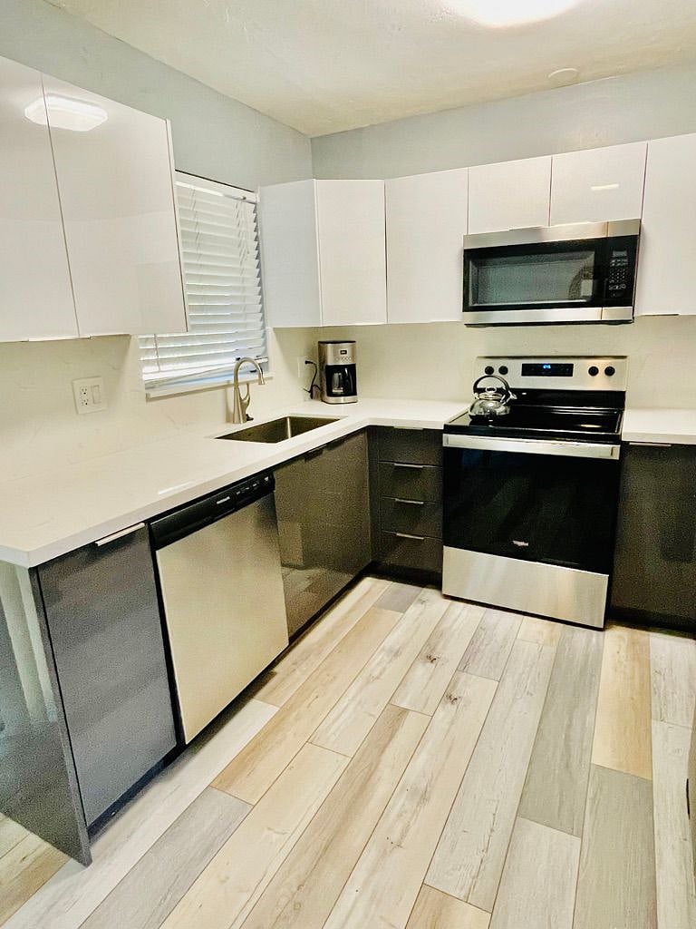 Furnished Finder property 381755_1 photo 8