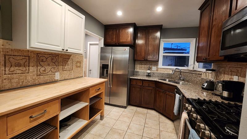 Furnished Finder property 381773_1 photo 10
