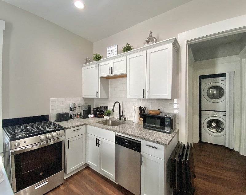 Furnished Finder property 381775_2 photo 10