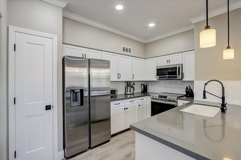 Furnished Finder property 381792_1 photo 14