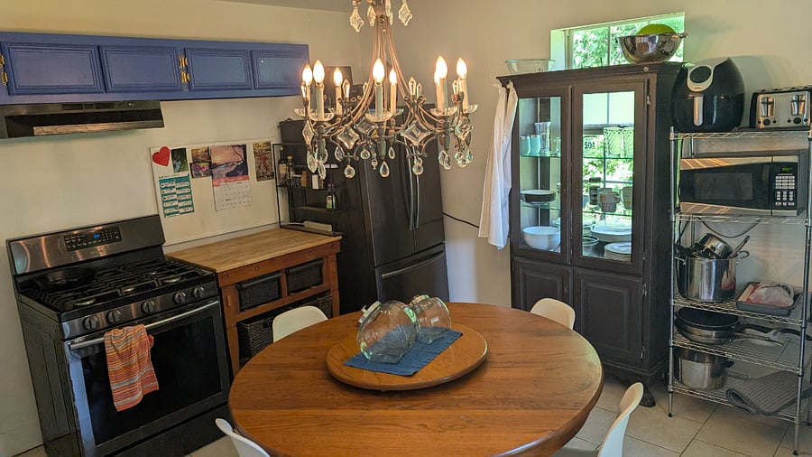 Furnished Finder property 381801_1 photo 18