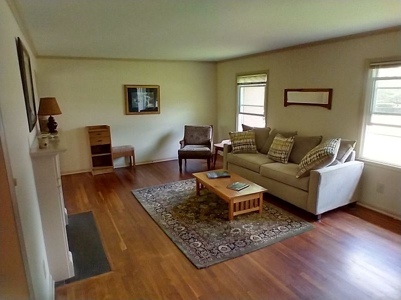 Furnished Finder property 381802_1 photo 6